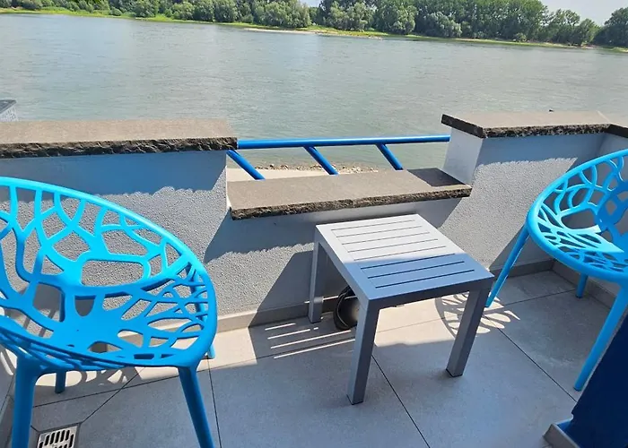 Ihr Ausblick - Charmantes In Rheinlage - Rheinperle *