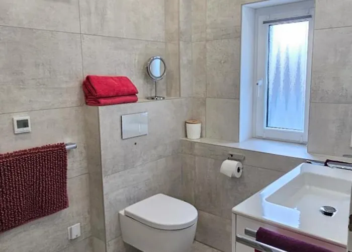 Ihr Ausblick - Charmantes In Rheinlage - Rheinperle