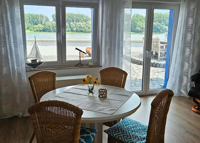 Ihr Ausblick - Charmantes In Rheinlage - Rheinperle